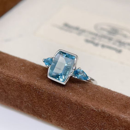 3.2ct S925 Silver Plated Platinum London Blue Topaz Ring